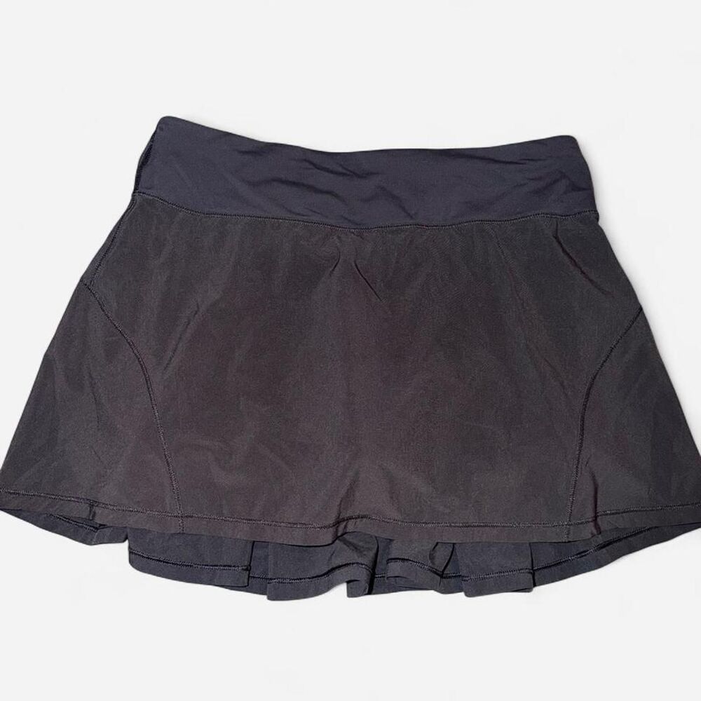 Lululemon Women's Black and Grey Skirt
